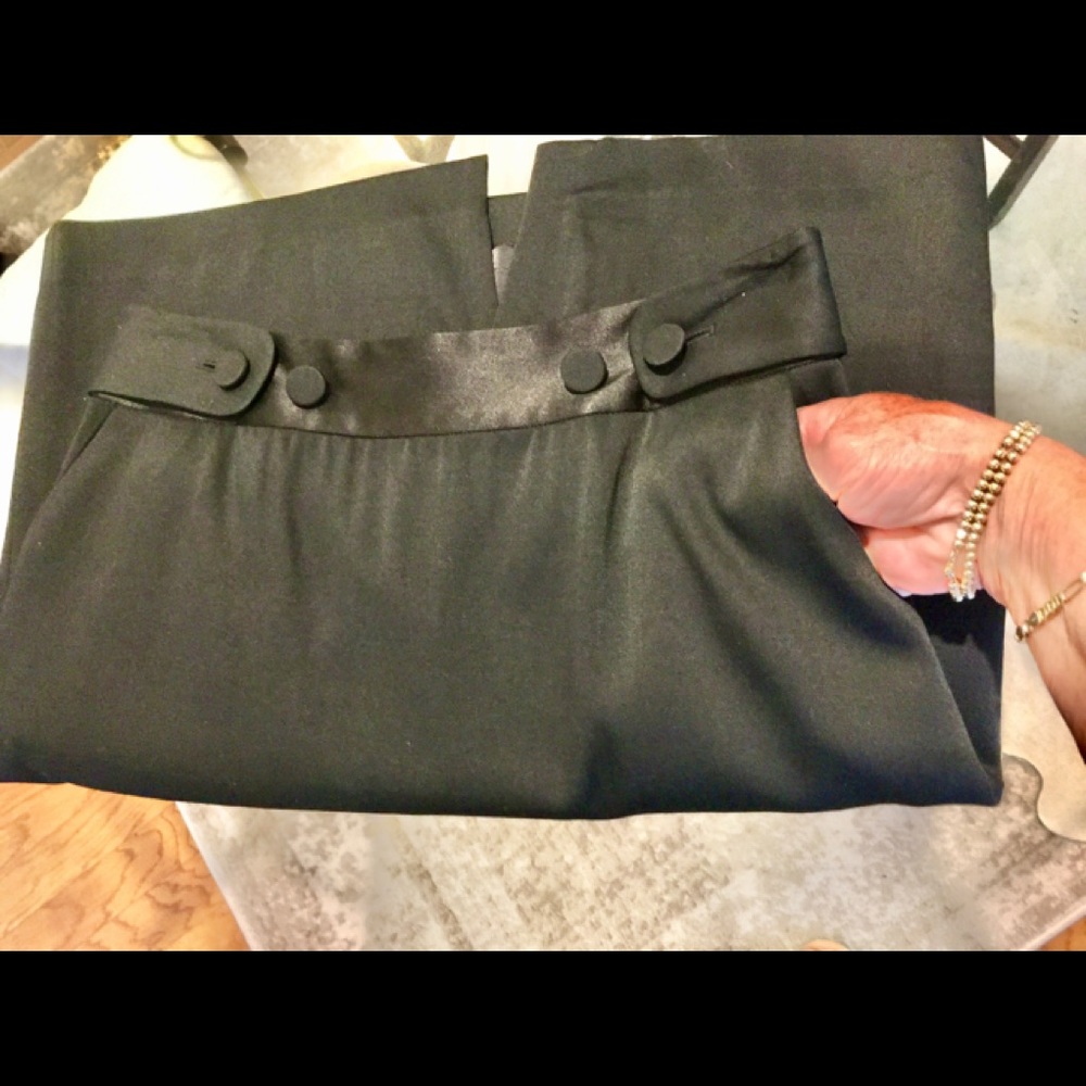 Tuxedo Style Pencil Skirt Black Banana Republic NWOT